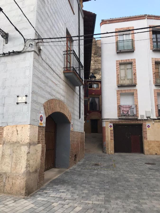 Apartamentos Erlueta กาลาตายุด ภายนอก รูปภาพ