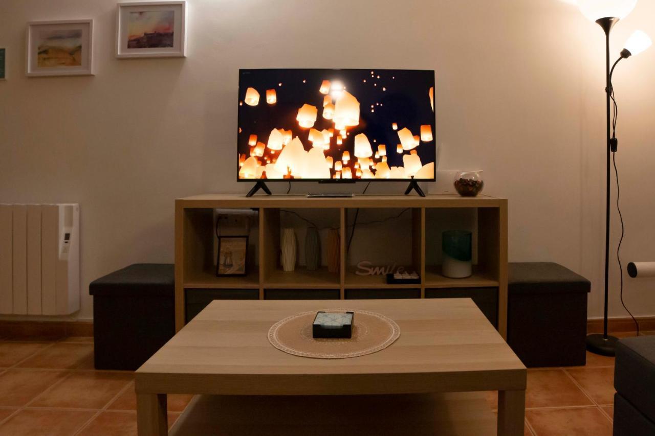 Apartamentos Erlueta กาลาตายุด ภายนอก รูปภาพ
