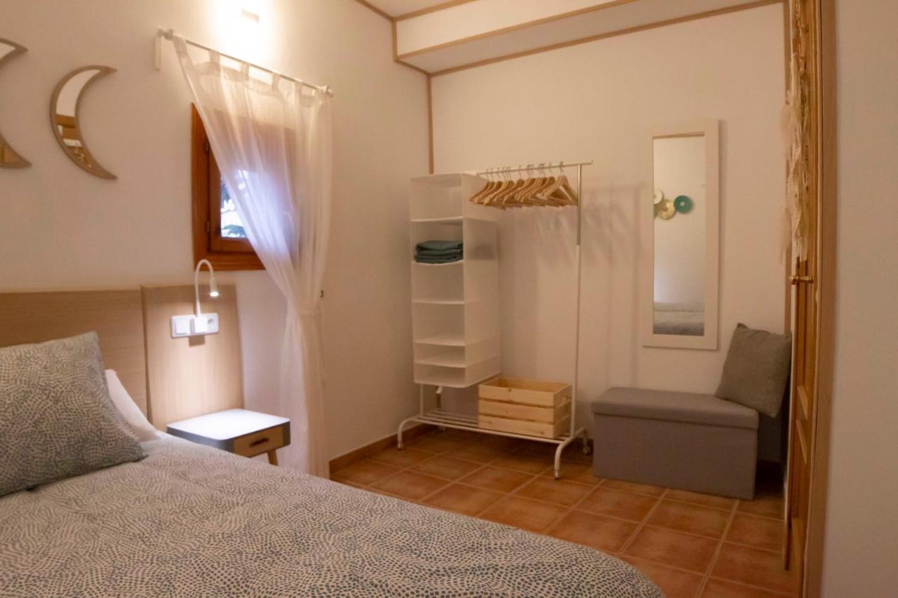 Apartamentos Erlueta กาลาตายุด ภายนอก รูปภาพ